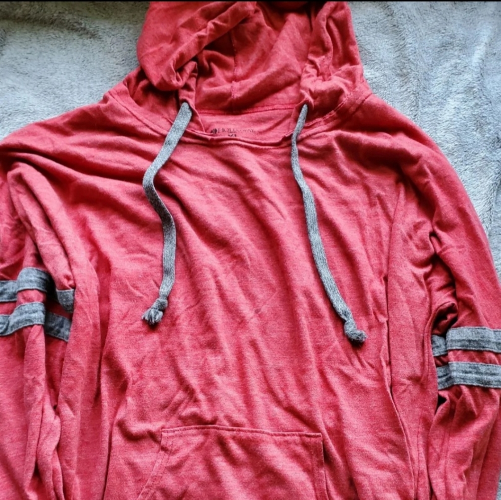 Heather red Holloway lightweight hoodie